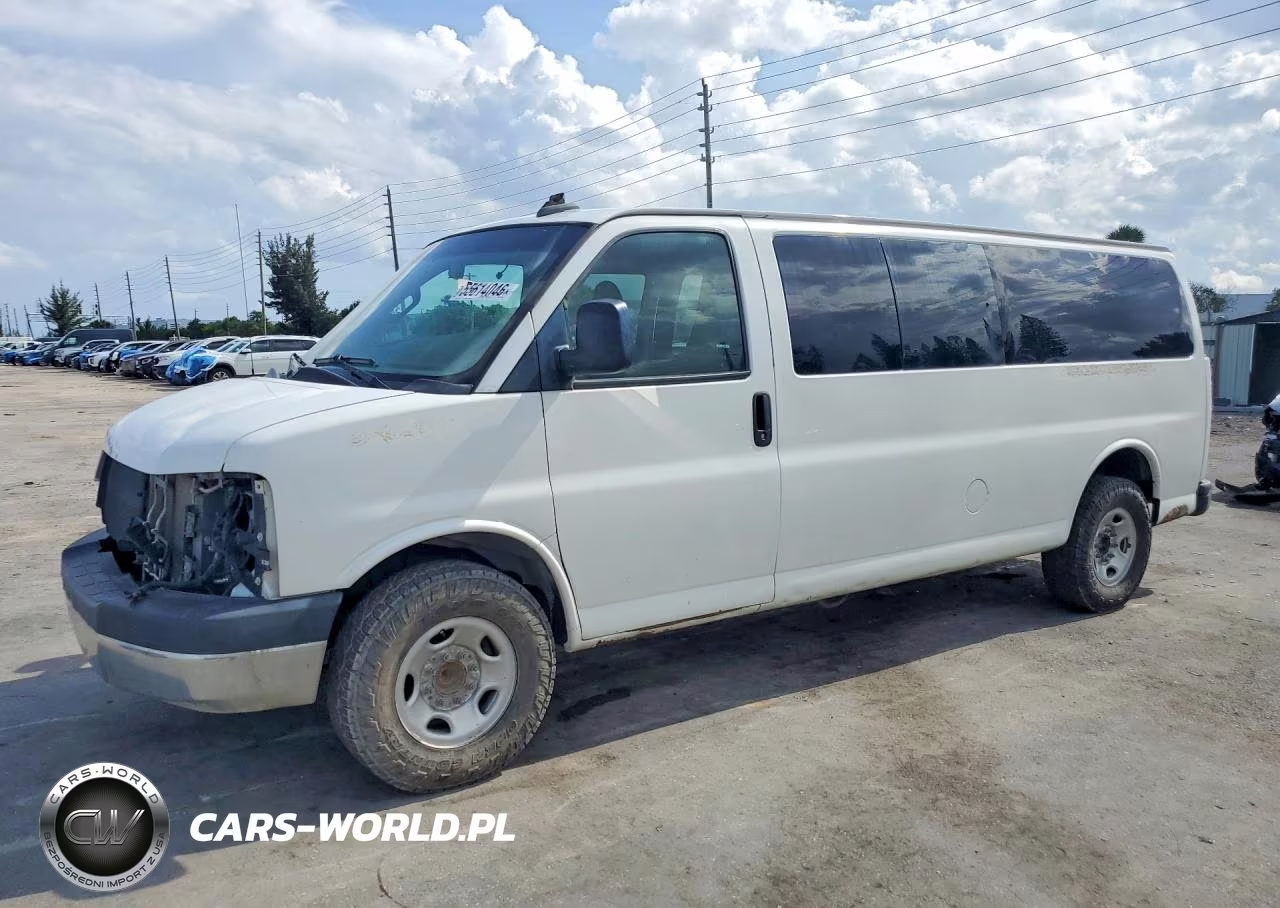 2018 Chevrolet Express G3500 Lt