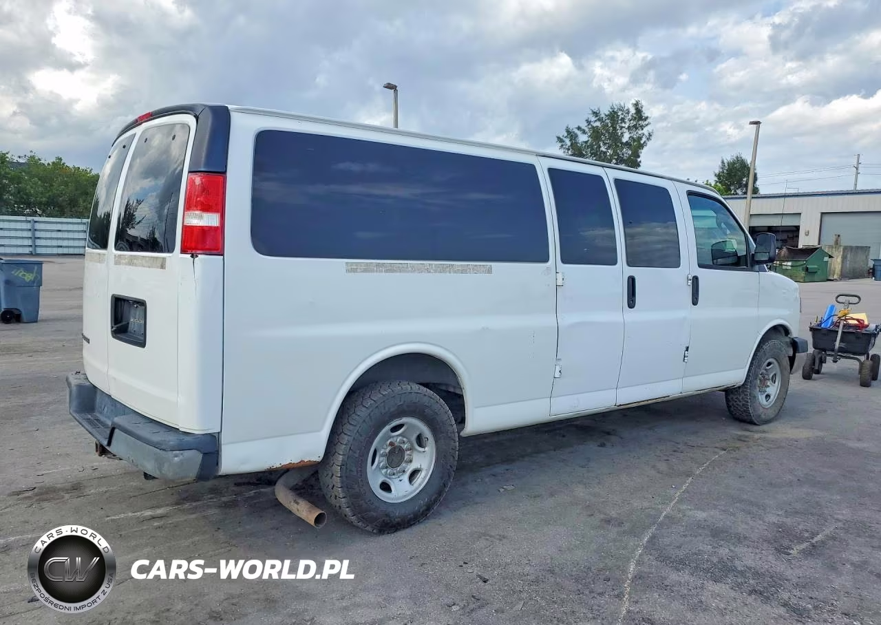 2018 Chevrolet Express G3500 Lt VIN:1GAZGPFG0J1333187 - 3
