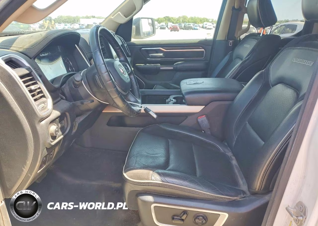 2020 Ram 1500 Laramie VIN:1C6SRFDT7LN317052 - 7