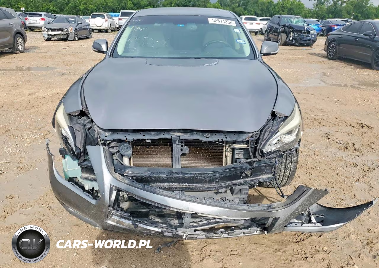 2018 Infiniti Q70 3.7 Luxe VIN:JN1BY1AP3JM180882 - 5