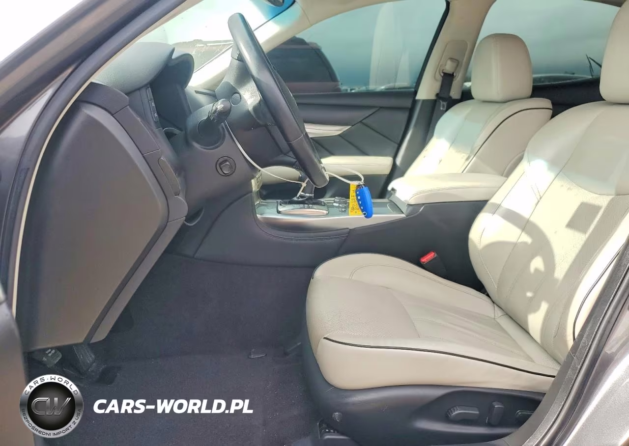 2018 Infiniti Q70 3.7 Luxe VIN:JN1BY1AP3JM180882 - 7