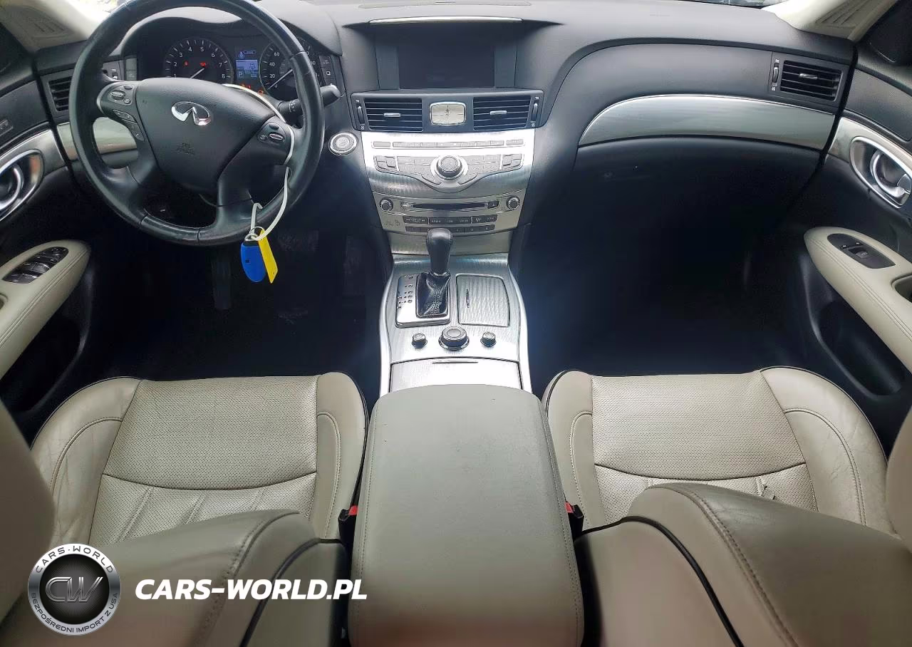 2018 Infiniti Q70 3.7 Luxe VIN:JN1BY1AP3JM180882 - 8