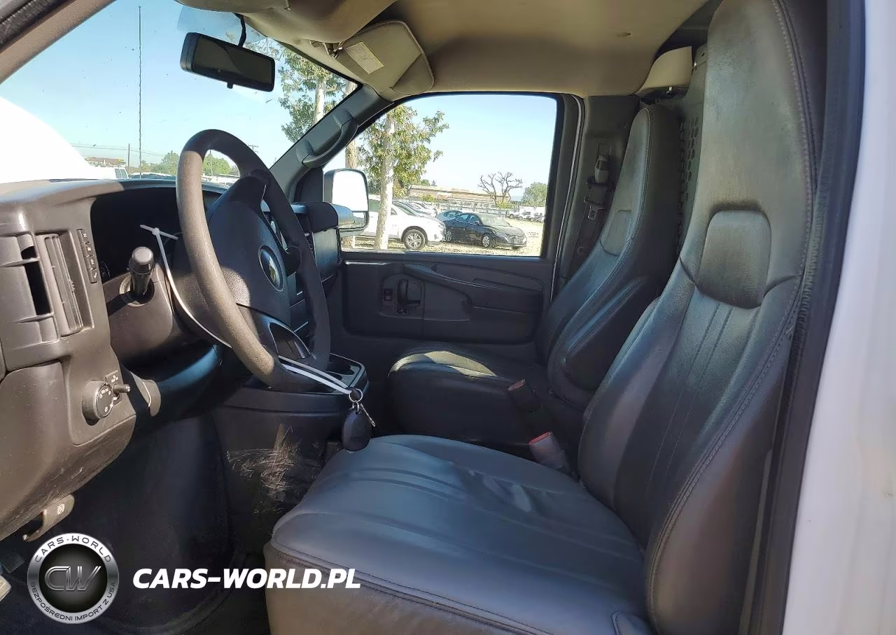 2013 Chev Express G2500 VIN:1GCWGGCA7D1104620 - 7