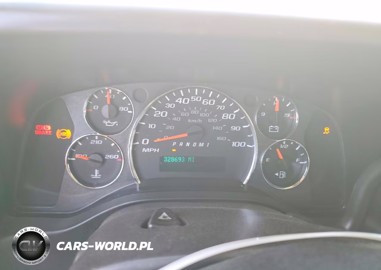 2013 Chev Express G2500 VIN:1GCWGGCA7D1104620 - 9