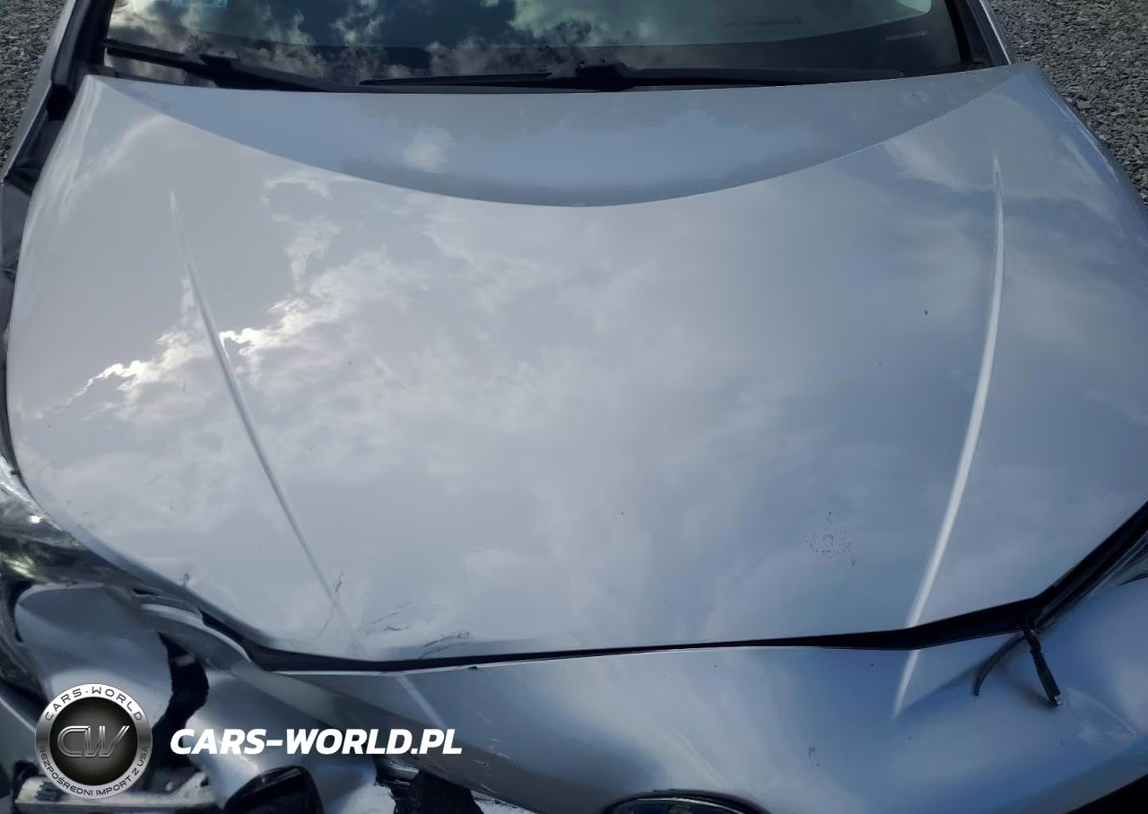 2018 Toyota Prius Four VIN:JTDKARFU3J3055417 - 11