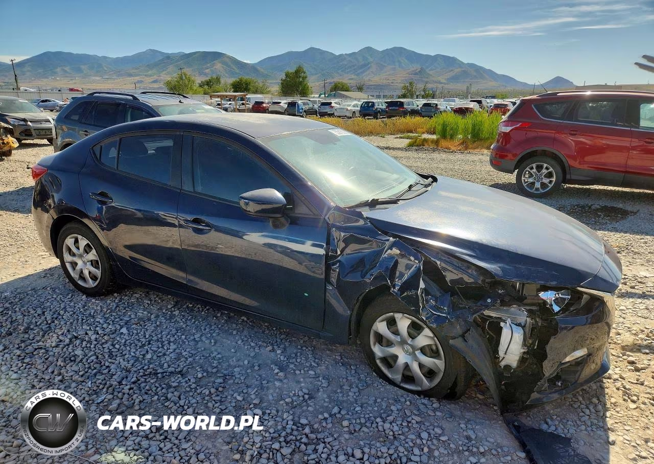 2016 Mazda 3 Sport VIN:JM1BM1T75G1307132 - 4