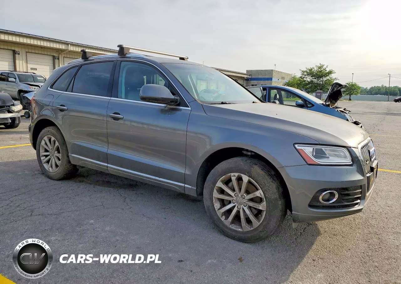 2015 Audi Q5 Premium VIN:WA1CFAFP8FA097130 - 4