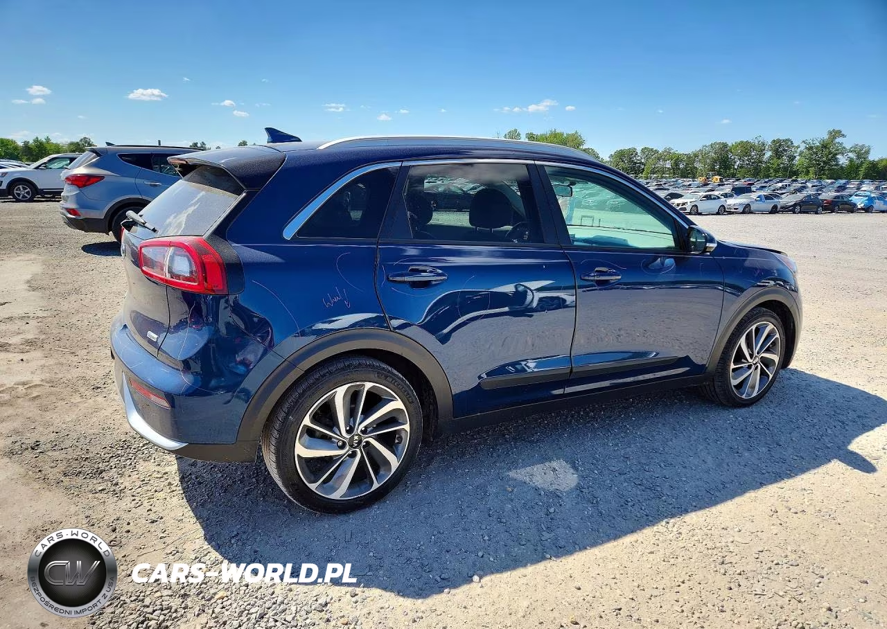 2017 Kia Niro Ex Touring VIN:KNDCE3LC1H5070272 - 3