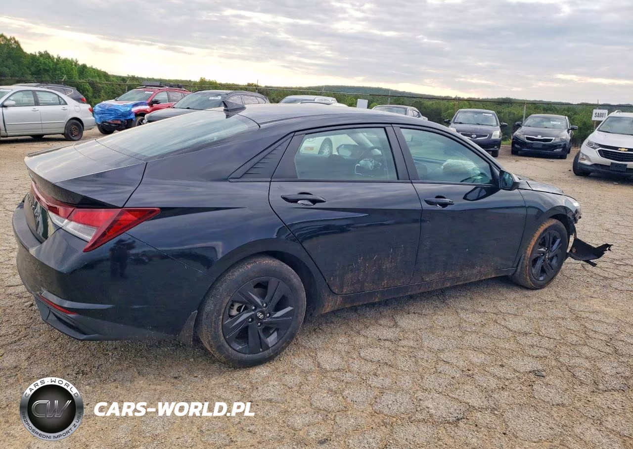 2023 Hyundai Elantra Sel VIN:KMHLM4AG8PU502239 - 3