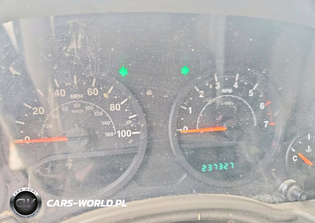 2008 Jeep Wrangler Unlimited X VIN:1J4GA39108L561456 - 9