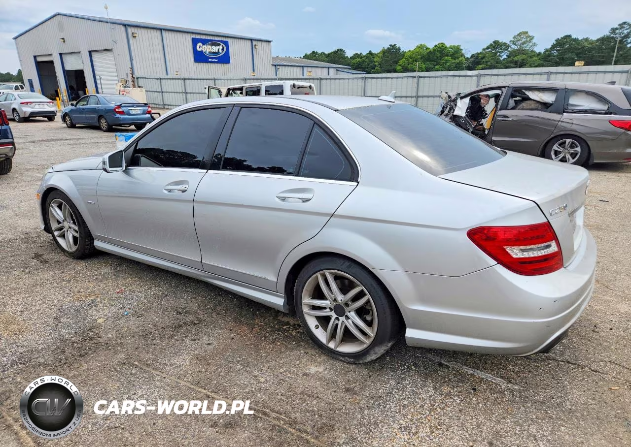 2012 Mercedes-Benz C 250 VIN:WDDGF4HB9CA679930 - 2