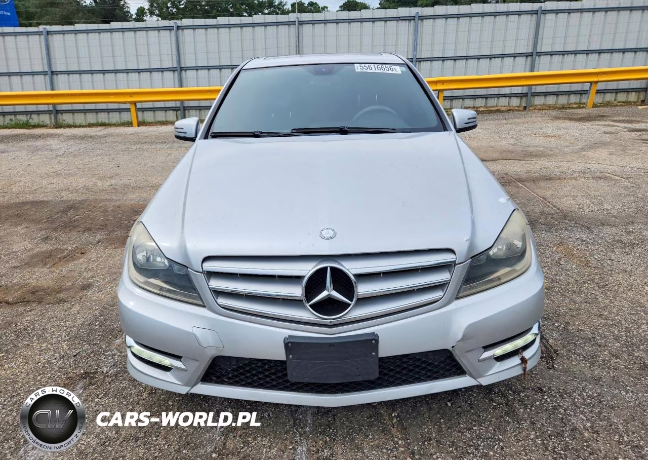 2012 Mercedes-Benz C 250 VIN:WDDGF4HB9CA679930 - 5