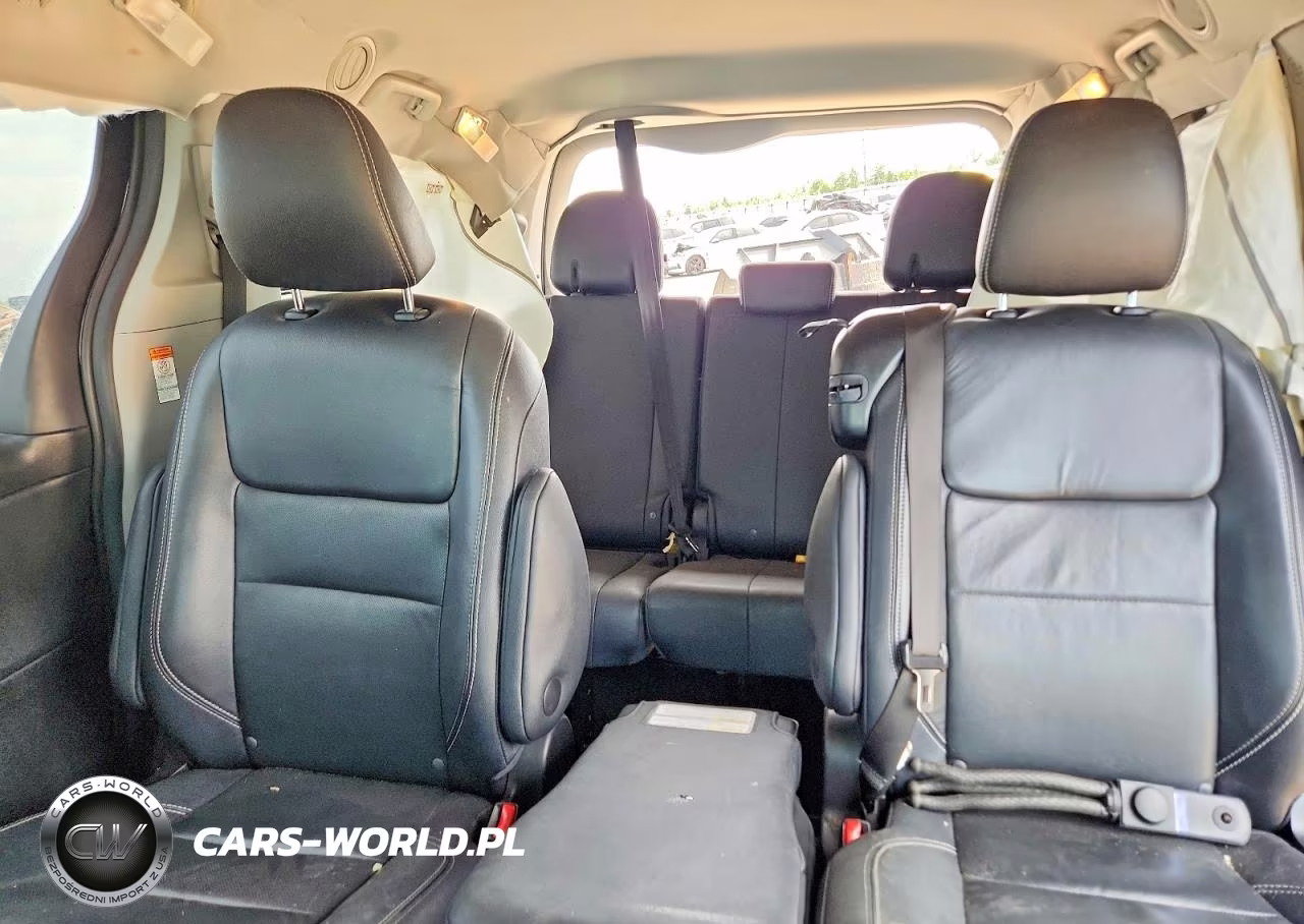 2017 Toyota Sienna Se VIN:5TDXZ3DC1HS792419 - 10