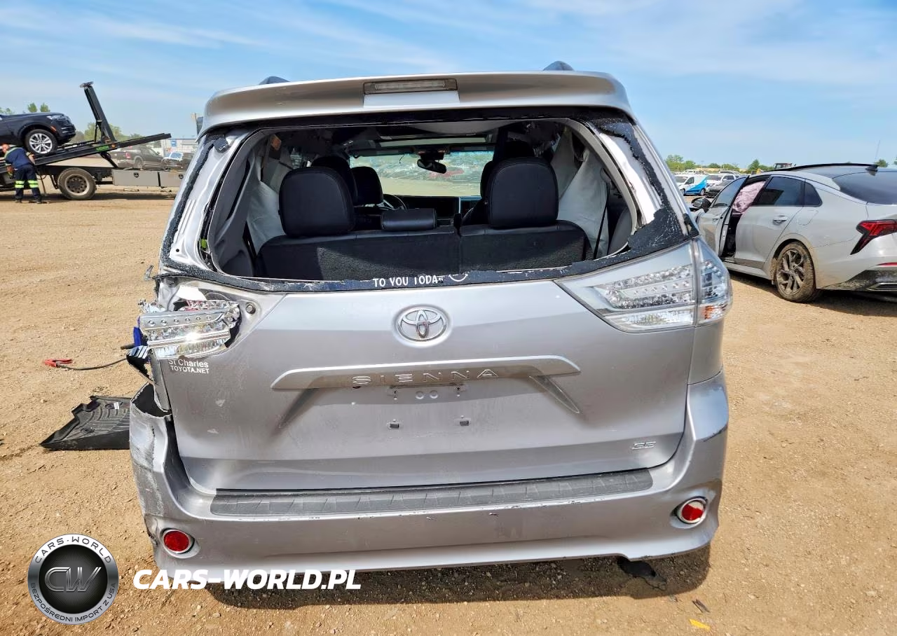 2017 Toyota Sienna Se VIN:5TDXZ3DC1HS792419 - 6