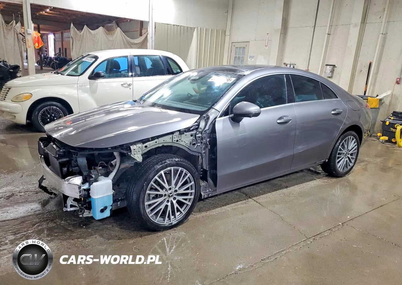 2025 Mercedes-Benz Cla 250 4Matic – zdjęcie 1 z 13