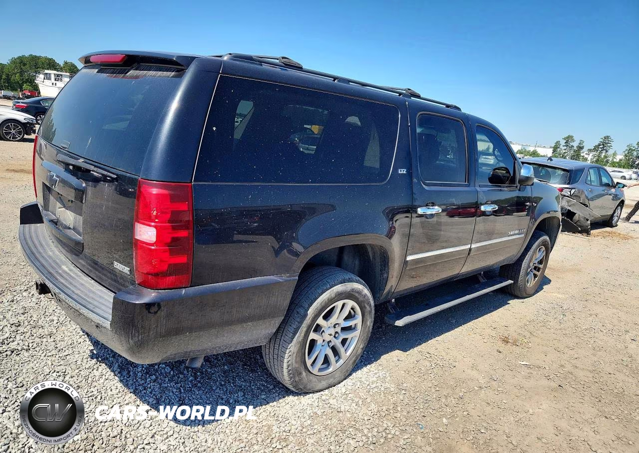 2011 Chevrolet Suburban C1500 Ltz VIN:1GNSCKE02BR281891 - 3