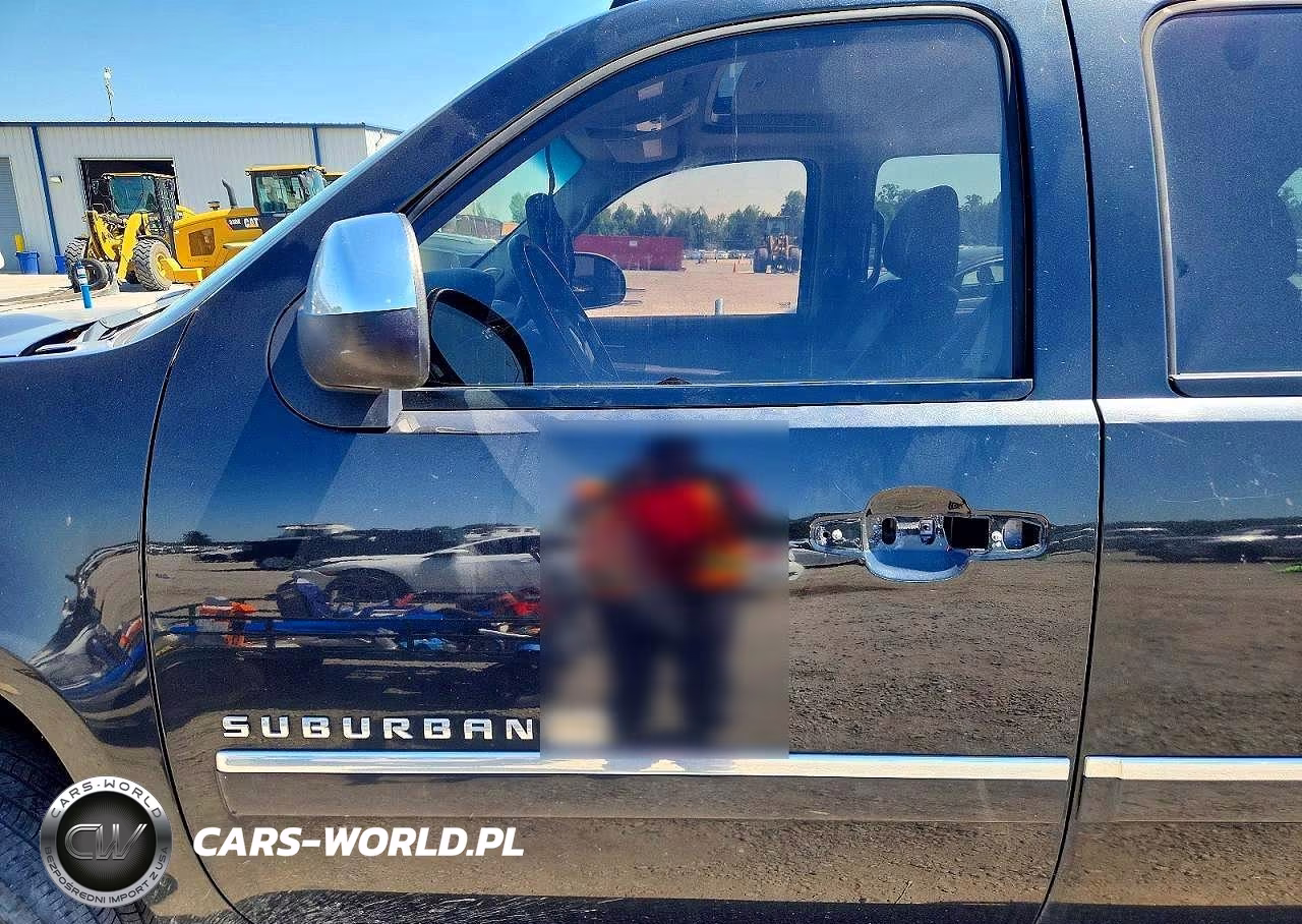 2011 Chevrolet Suburban C1500 Ltz VIN:1GNSCKE02BR281891 - 7