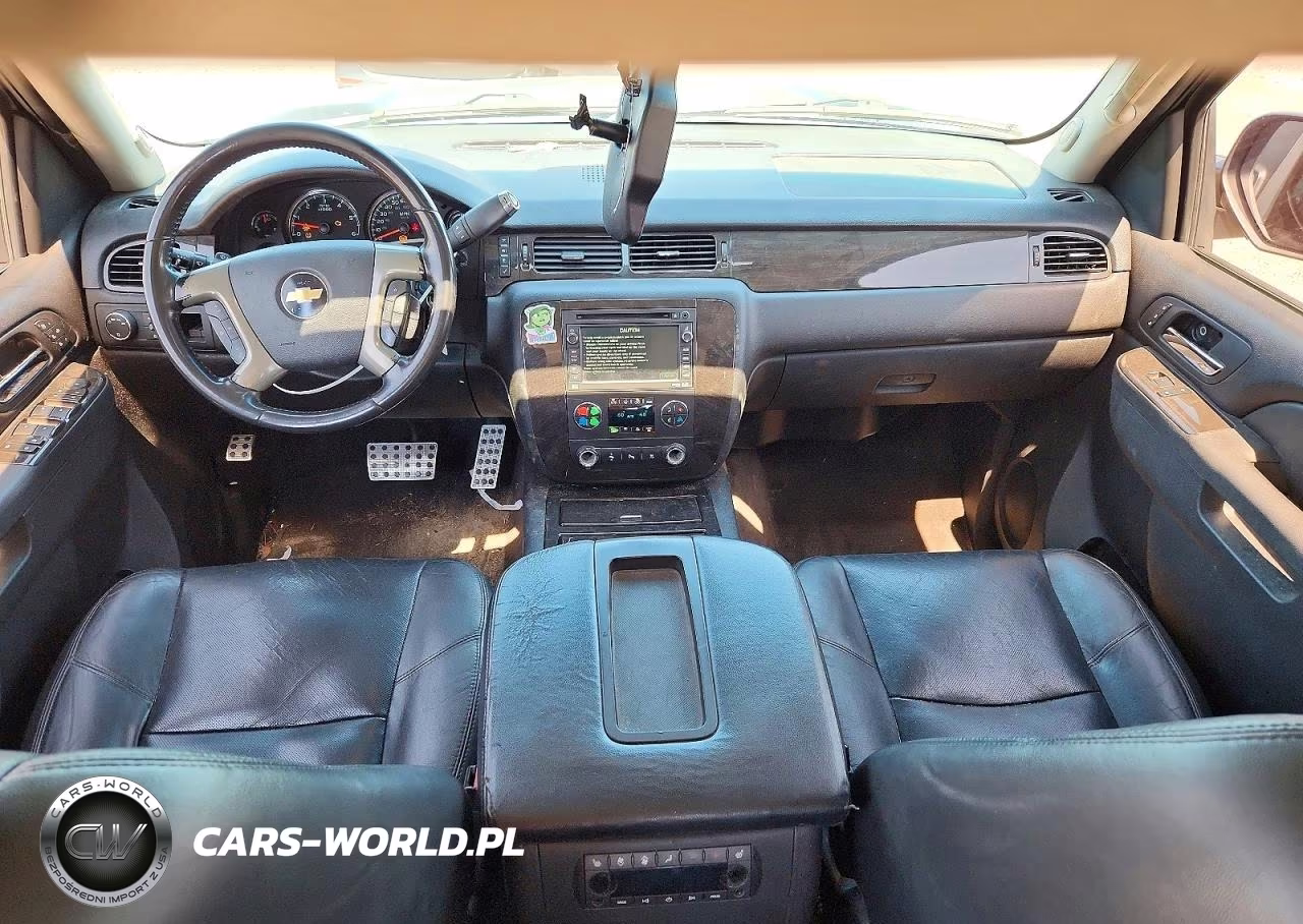 2011 Chevrolet Suburban C1500 Ltz VIN:1GNSCKE02BR281891 - 8