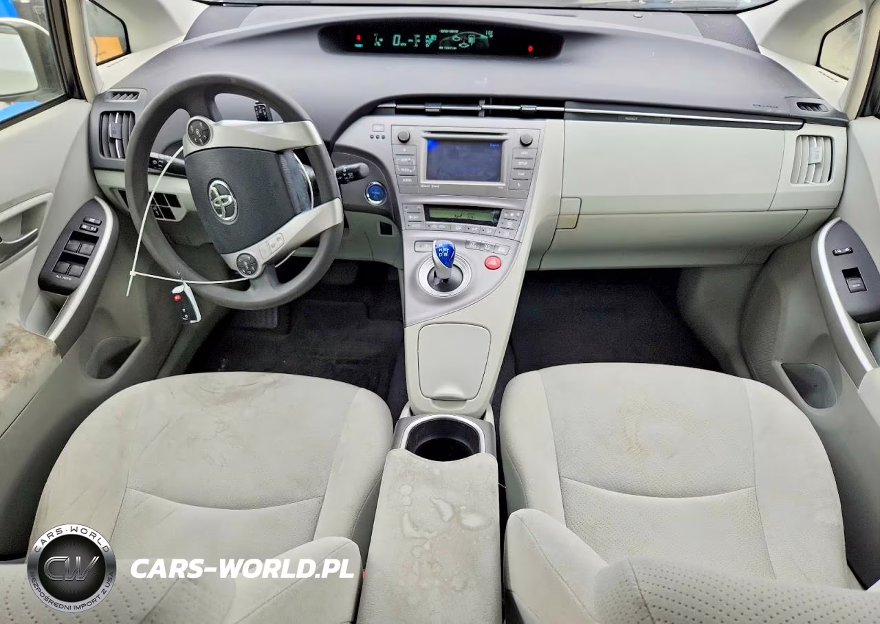 2014 Toyota Prius Three VIN:JTDKN3DU7E1781321 - 8