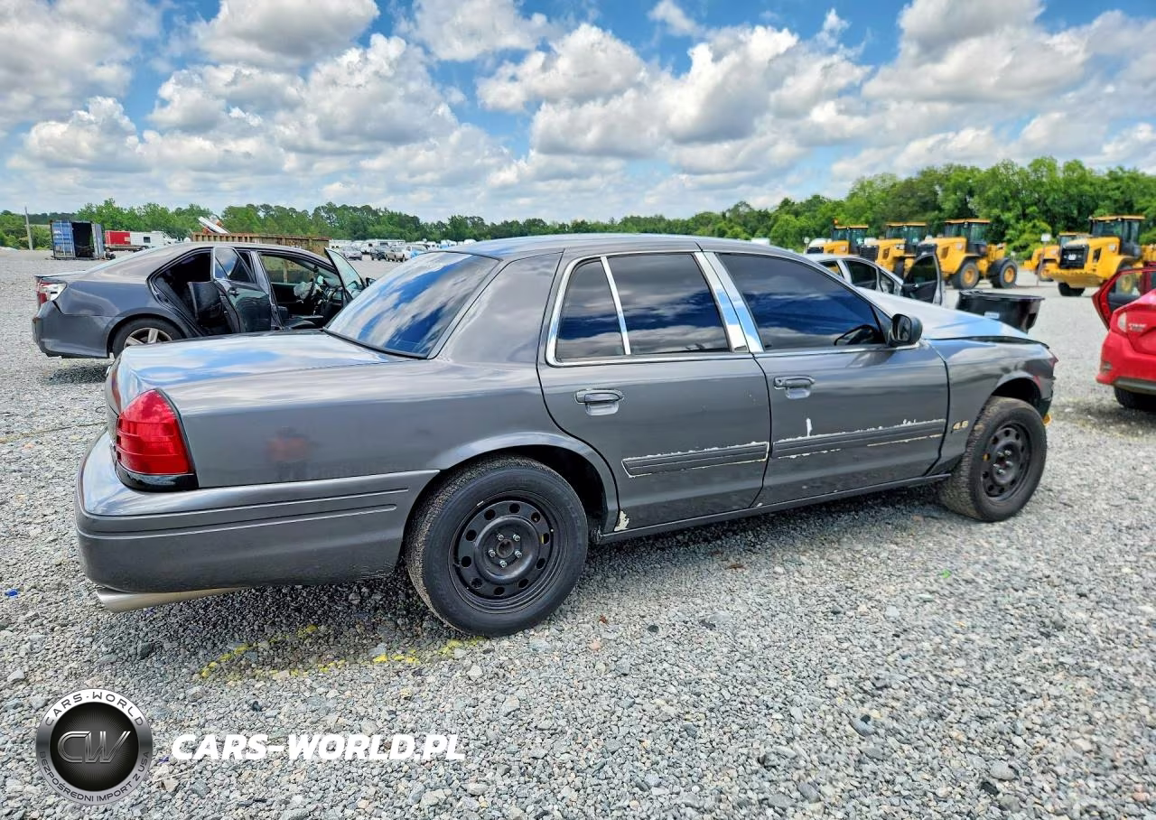 2011 Ford Crown Victoria Police Interceptor VIN:2FABP7BV2BX129373 - 3