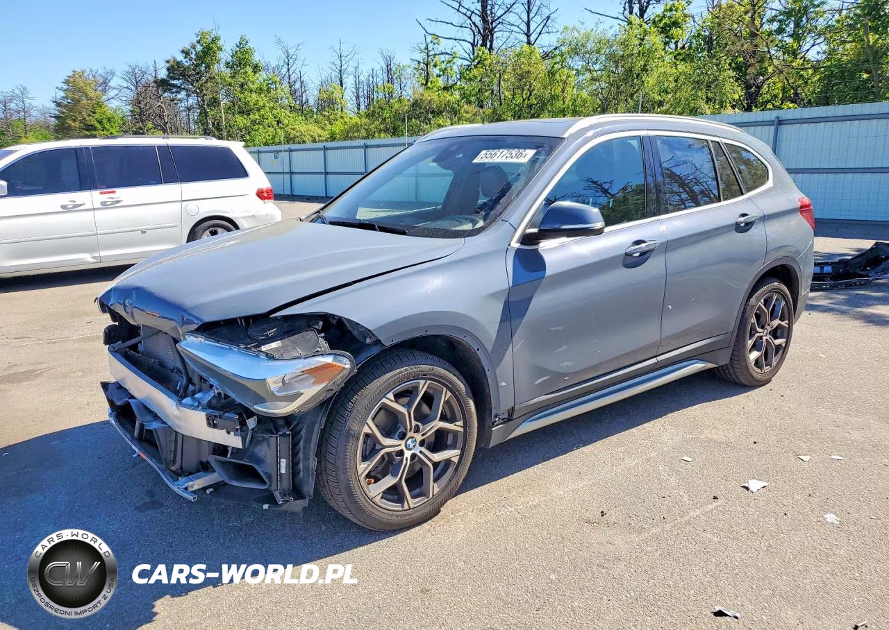 2021 BMW X1 xDrive28I – zdjęcie 1 z 14