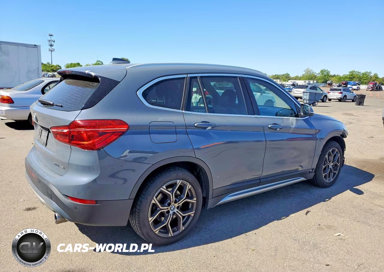 2021 BMW X1 xDrive28I VIN:WBXJG9C01M5S29430 - 3