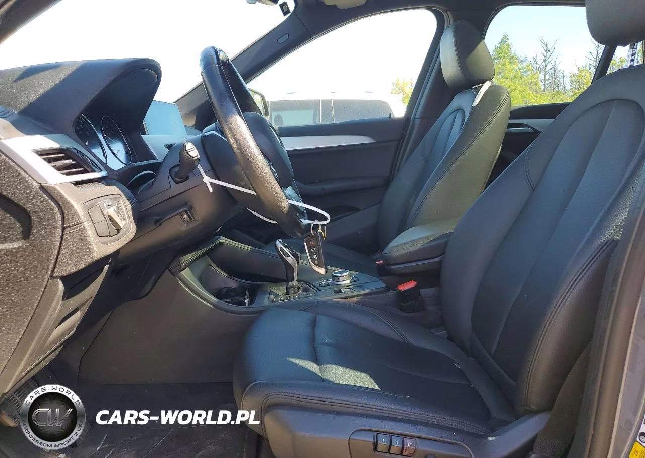 2021 BMW X1 xDrive28I VIN:WBXJG9C01M5S29430 - 7