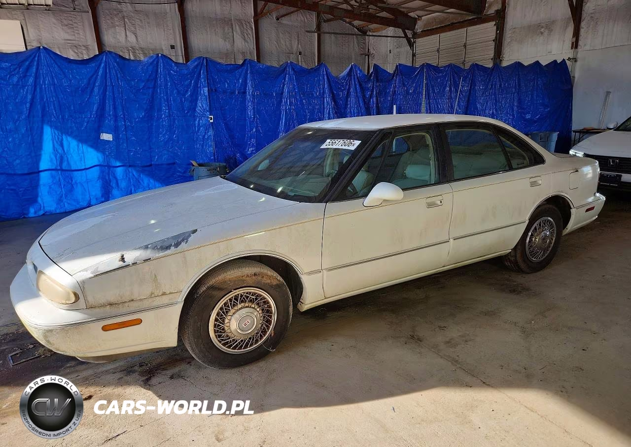 1999 Oldsmobile 88 Base