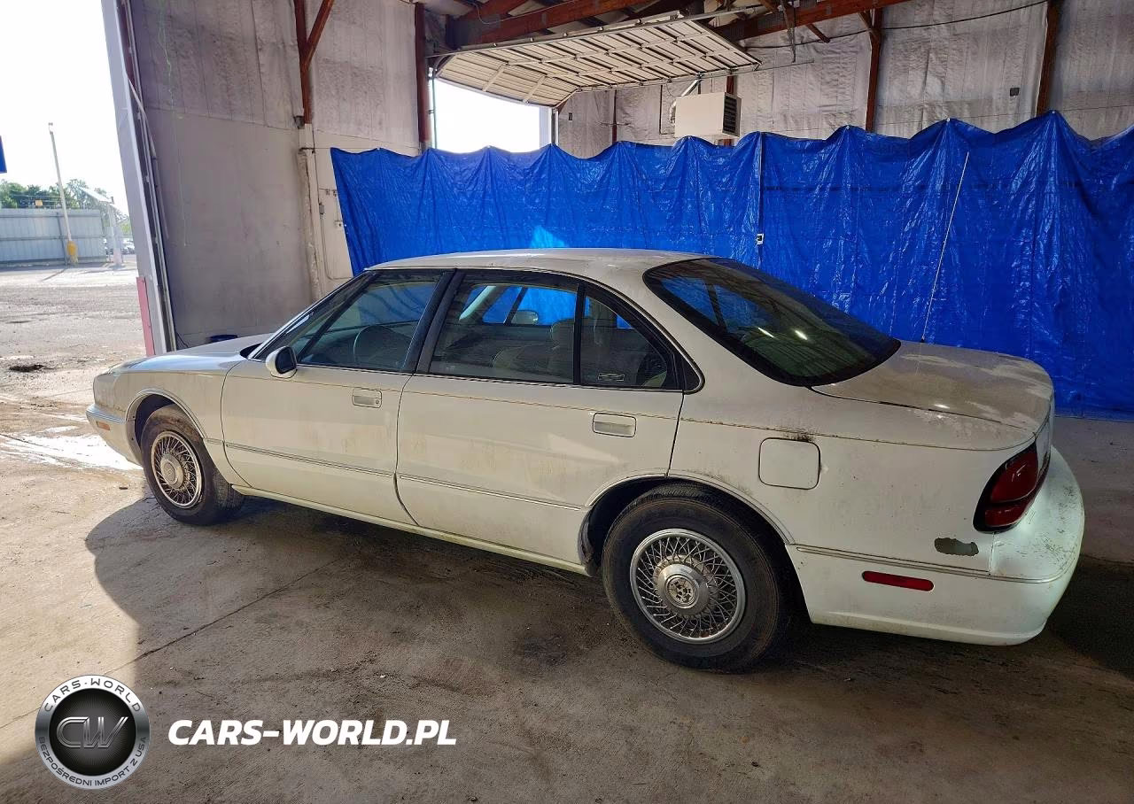 1999 Oldsmobile 88 Base VIN:1G3HN52K8X4813119 - 2