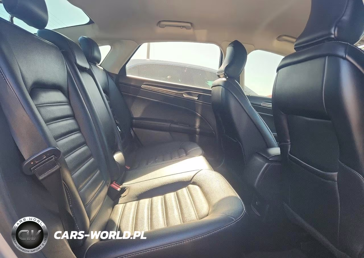 2017 Ford Fusion Se VIN:3FA6P0HDXHR351318 - 10
