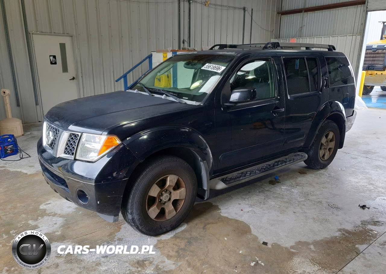 2005 Nissan Pathfinder Xe