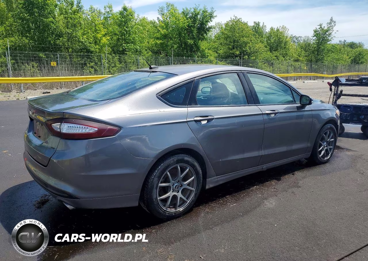 2013 Ford Fusion Se VIN:3FA6P0H73DR305589 - 3