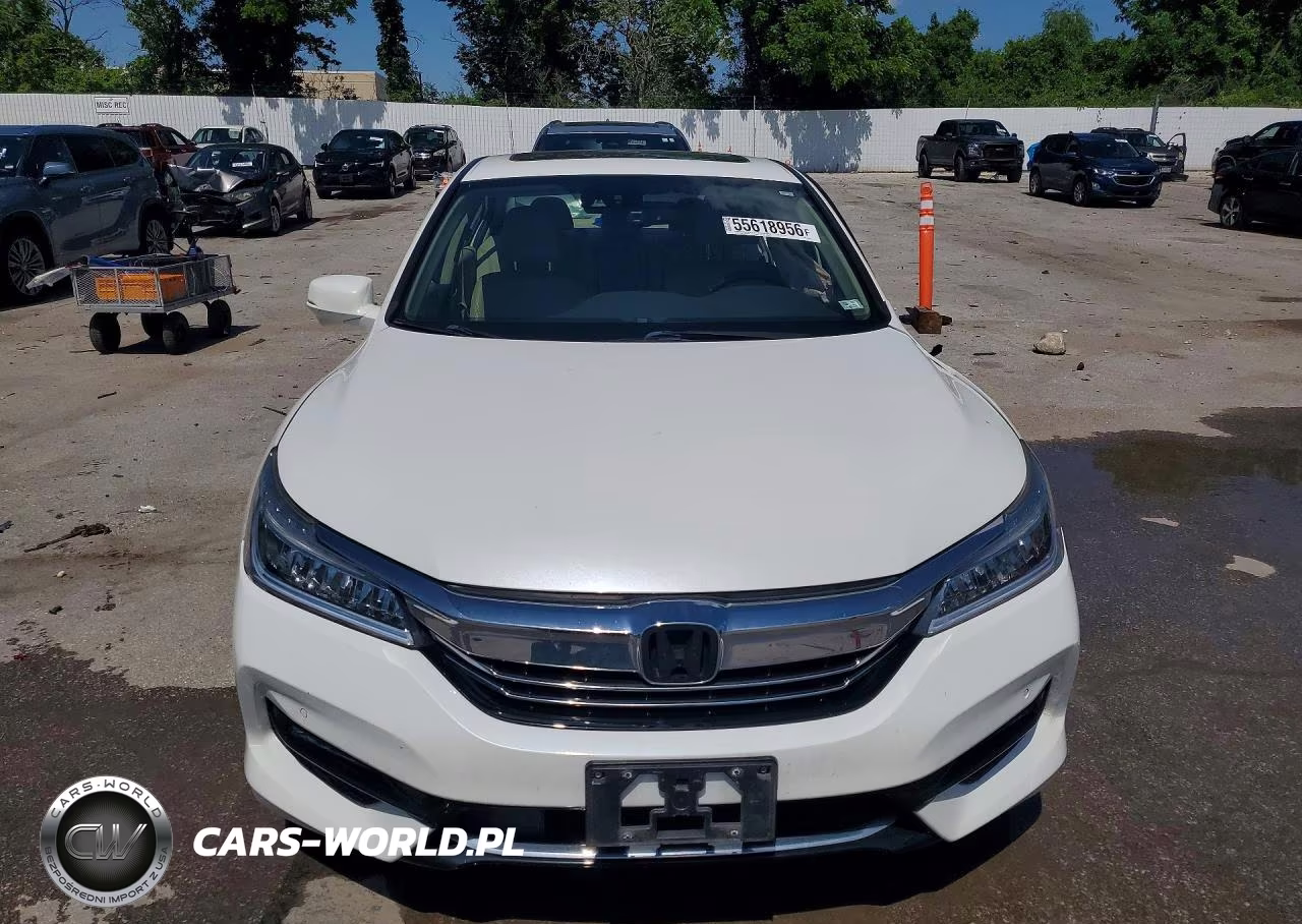 2017 Honda Accord Touring Hybrid VIN:JHMCR6F77HC019891 - 5