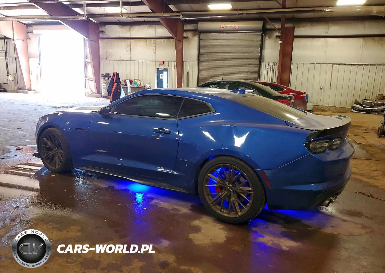 2019 Chevrolet Camaro 1Ss VIN:1G1FE1R73K0109906 - 2