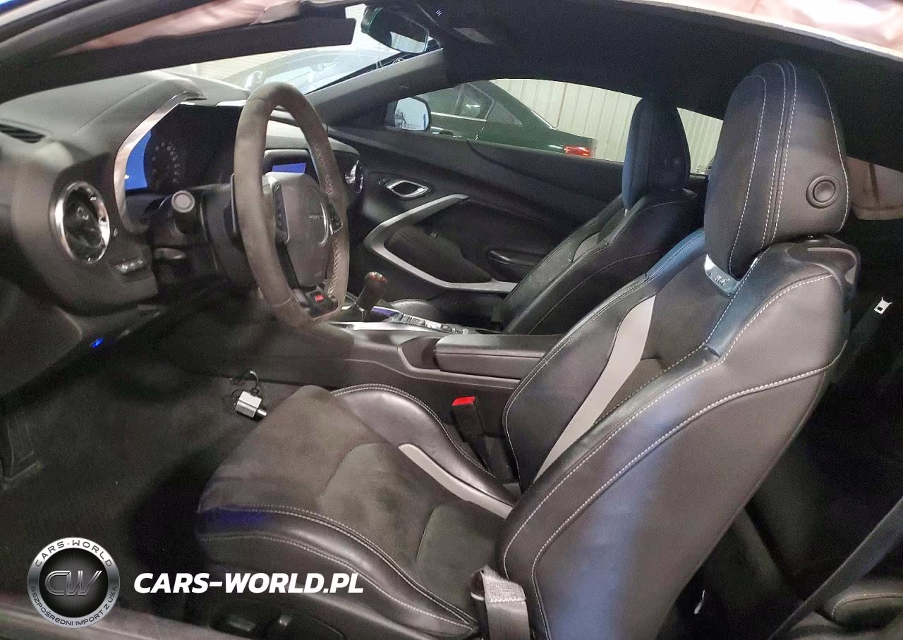 2019 Chevrolet Camaro 1Ss VIN:1G1FE1R73K0109906 - 7