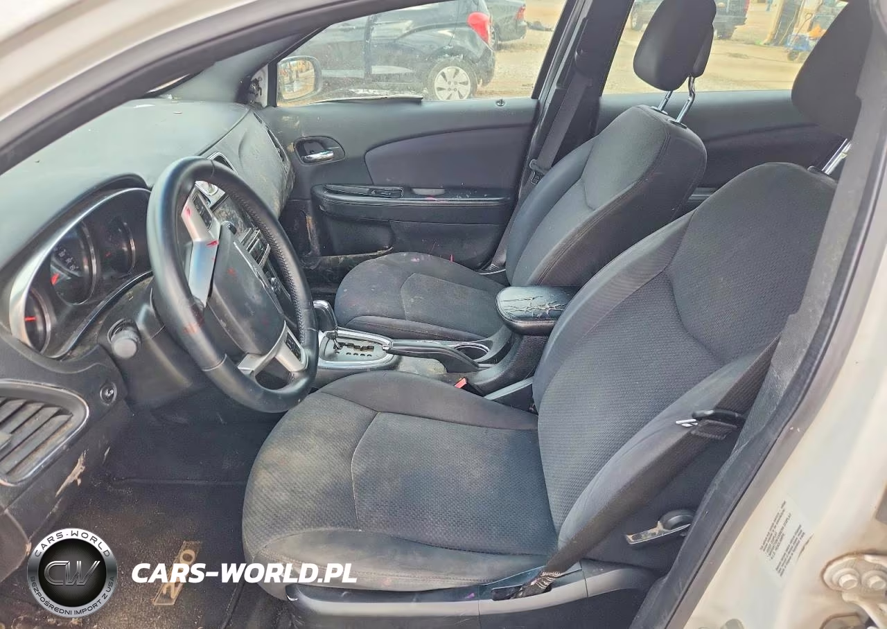 2012 Chrysler 200 Touring VIN:1C3CCBBG7CN305274 - 7