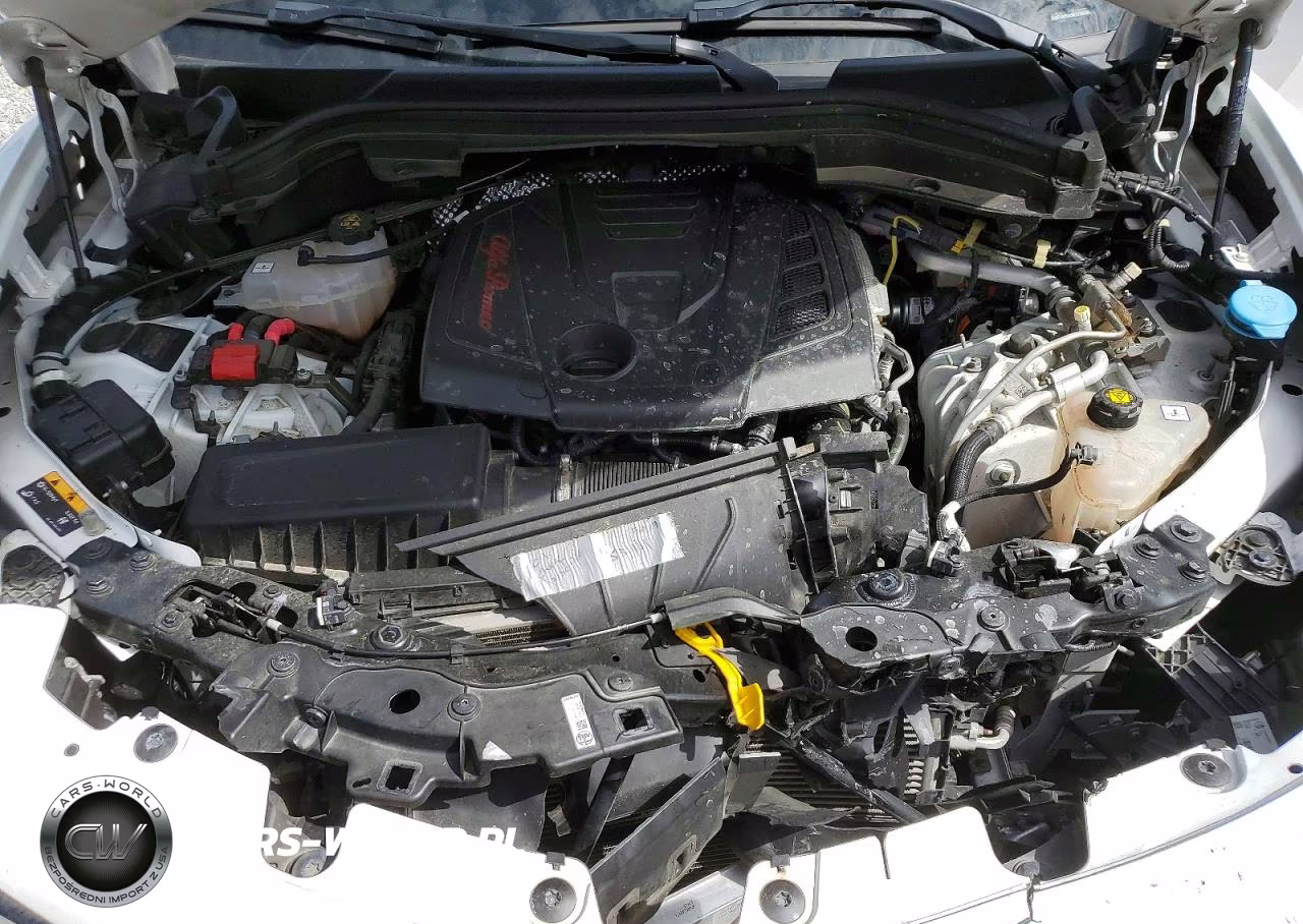 2022 Alfa Romeo Stelvio Ti VIN:ZASPAKBN5N7D33400 - 12