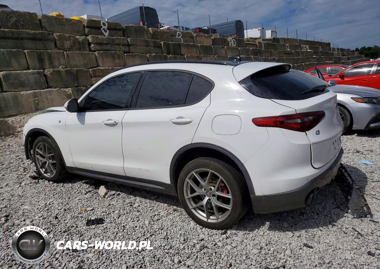 2022 Alfa Romeo Stelvio Ti VIN:ZASPAKBN5N7D33400 - 2