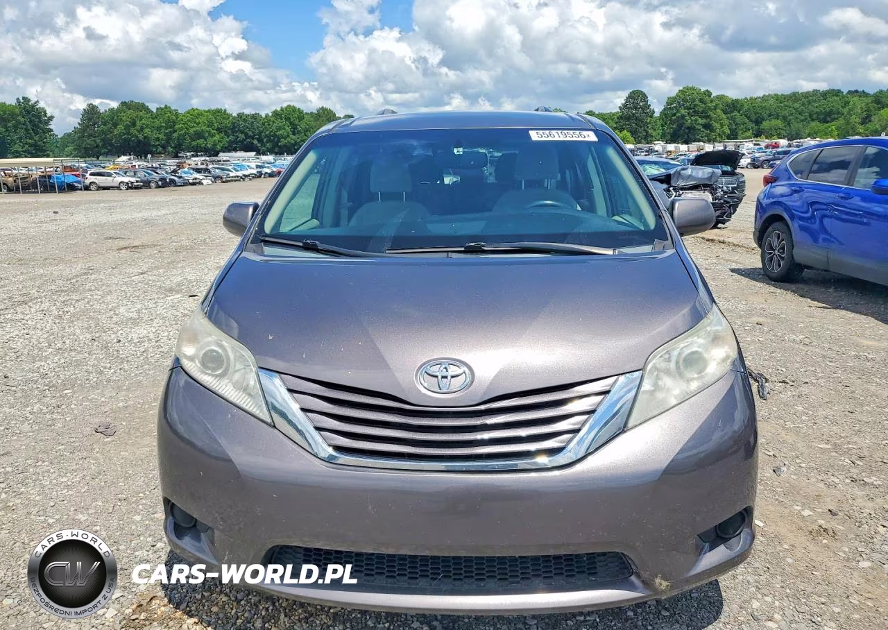 2015 Toyota Sienna Le VIN:5TDKK3DCXFS601298 - 5