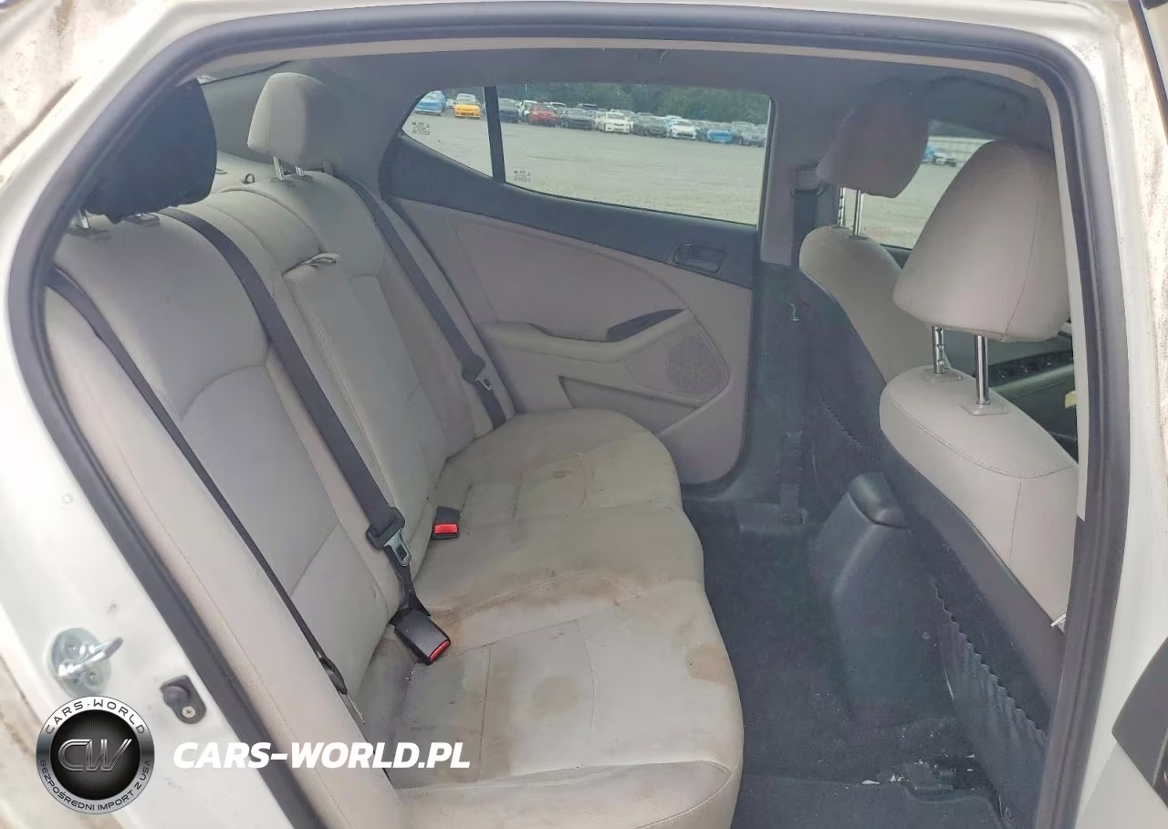 2015 Kia Optima Lx VIN:KNAGM4A74F5627833 - 10