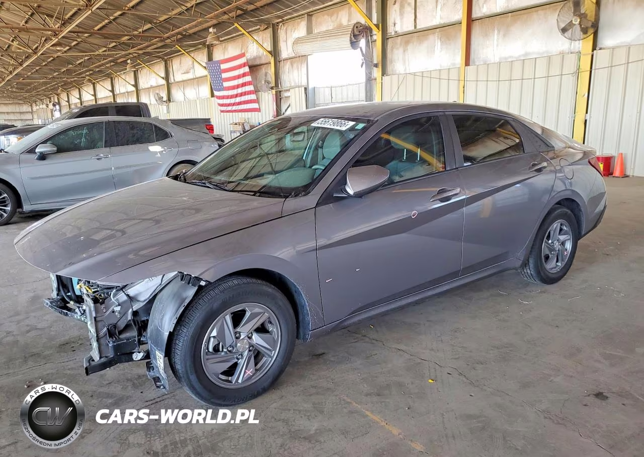 2024 Hyundai Elantra Se – zdjęcie 1 z 12