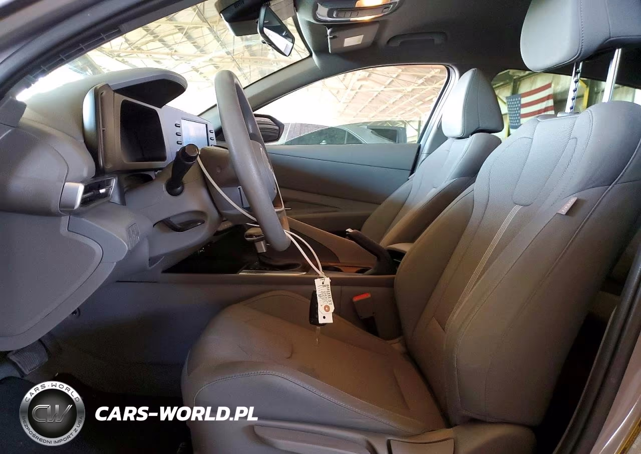2024 Hyundai Elantra Se VIN:KMHLL4DGXRU818047 - 7
