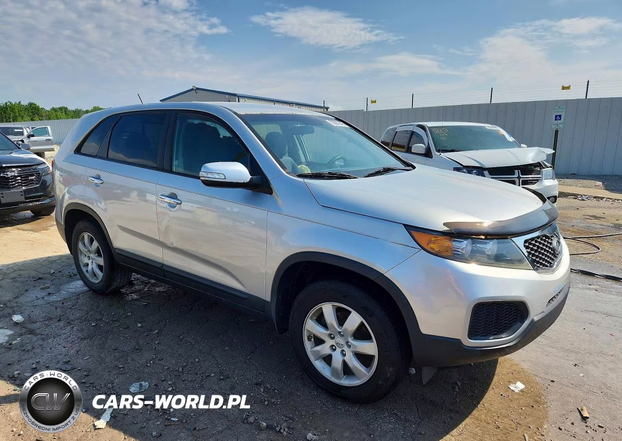 2013 Kia Sorento Lx VIN:5XYKT3A17DG314303 - 4