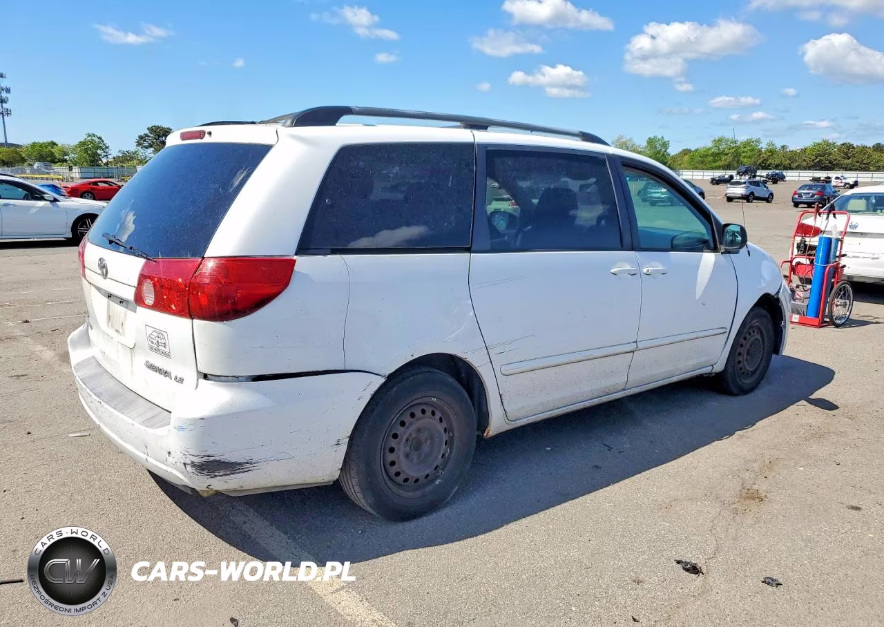 2009 Toyota Sienna VIN:5TDZK23C19S253437 - 3