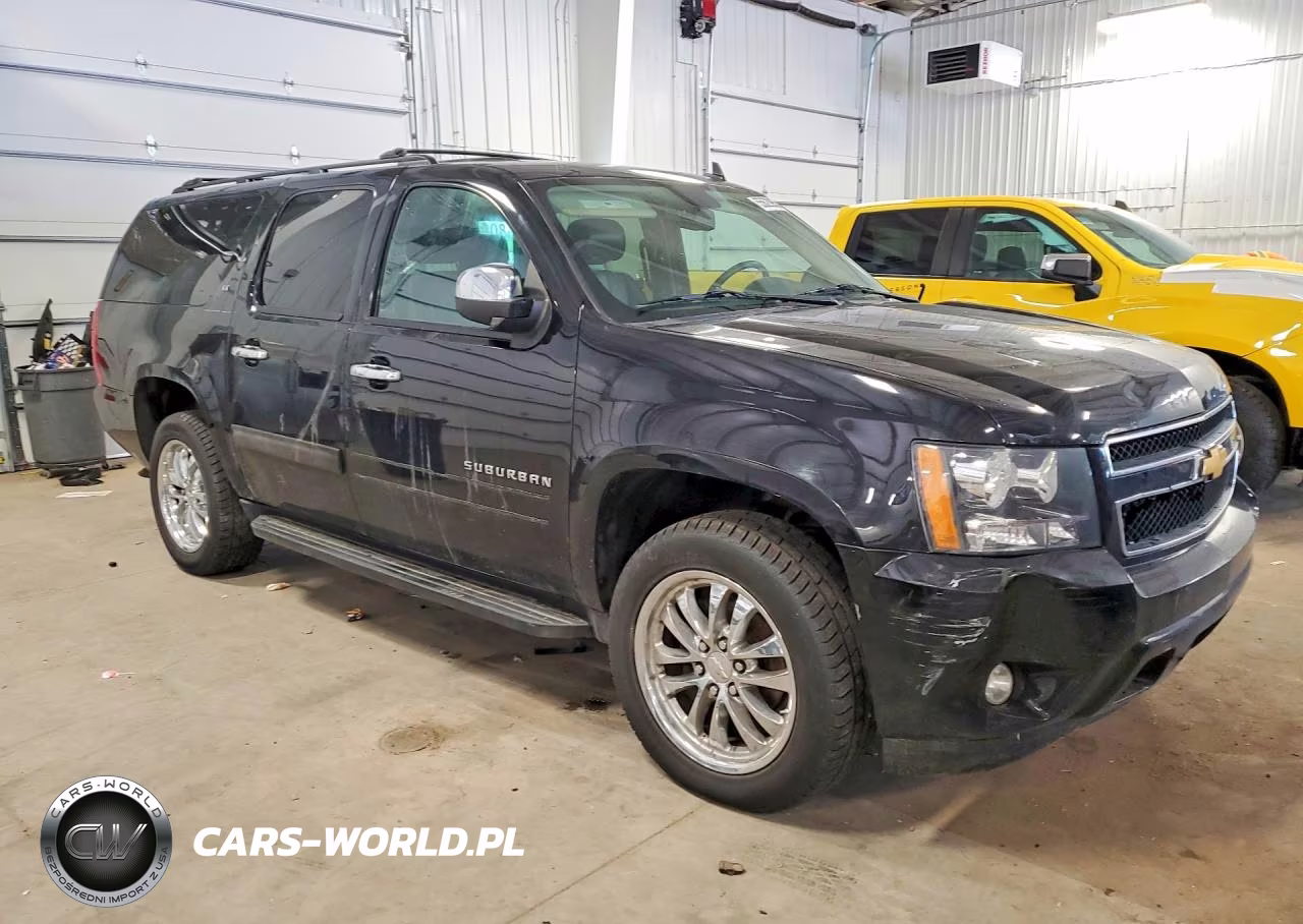 2014 Chevrolet Suburban K1500 Lt VIN:1GNSKJE76ER102850 - 4