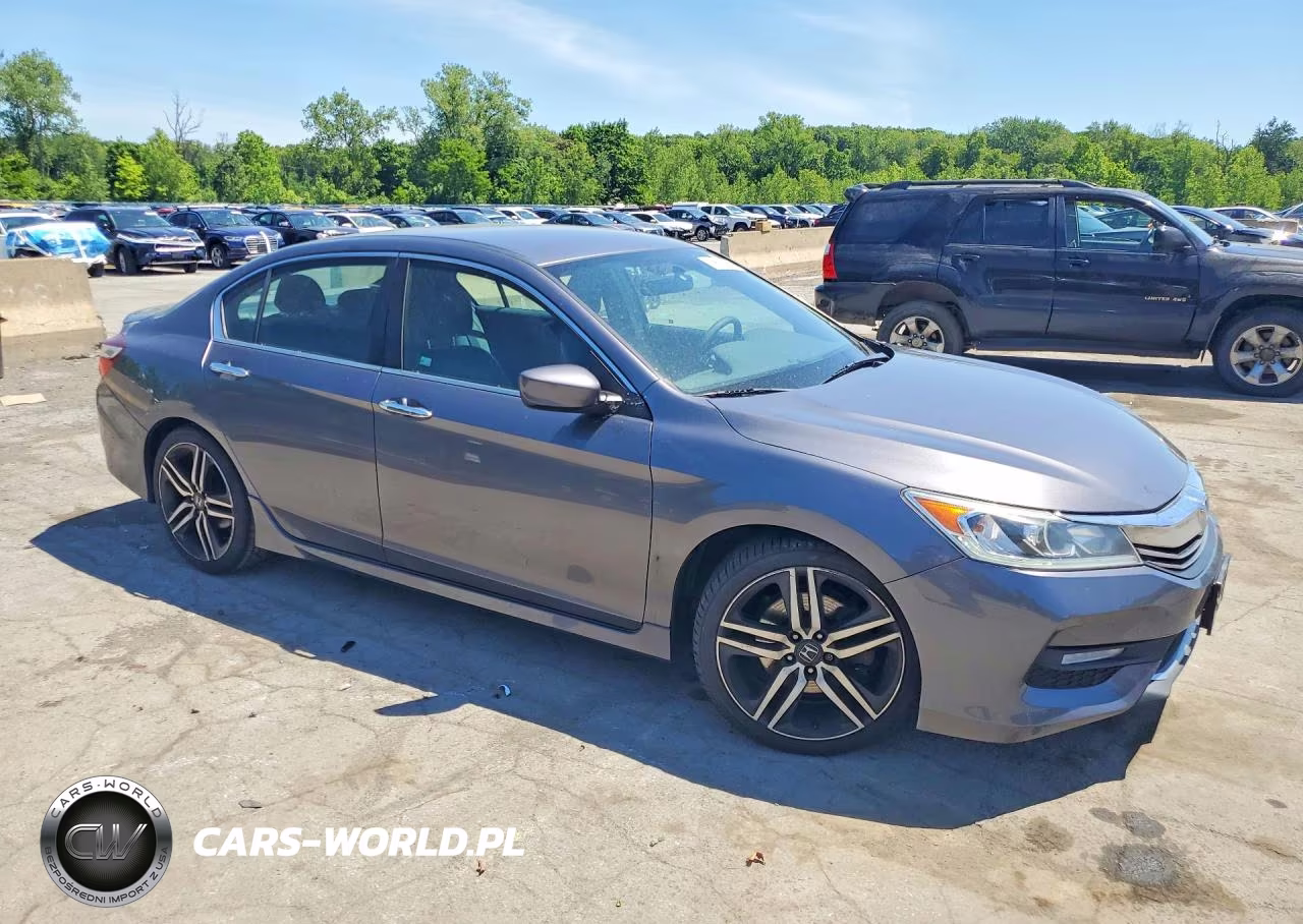 2017 Honda Accord Sport Special Edition VIN:1HGCR2F13HA155745 - 4