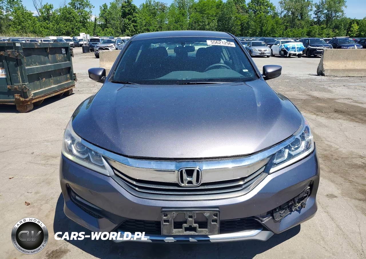 2017 Honda Accord Sport Special Edition VIN:1HGCR2F13HA155745 - 5