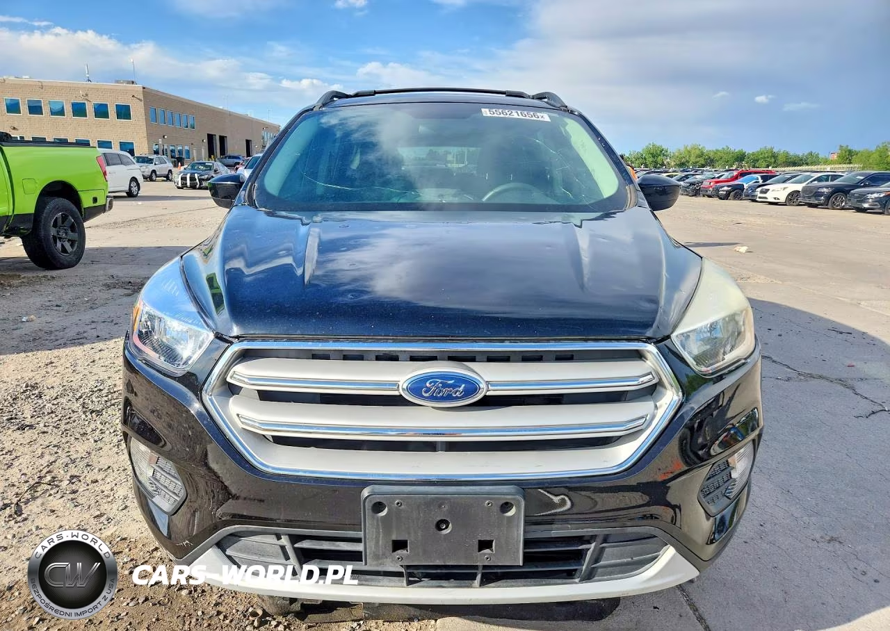2017 Ford Escape Se VIN:1FMCU9G99HUB94196 - 5