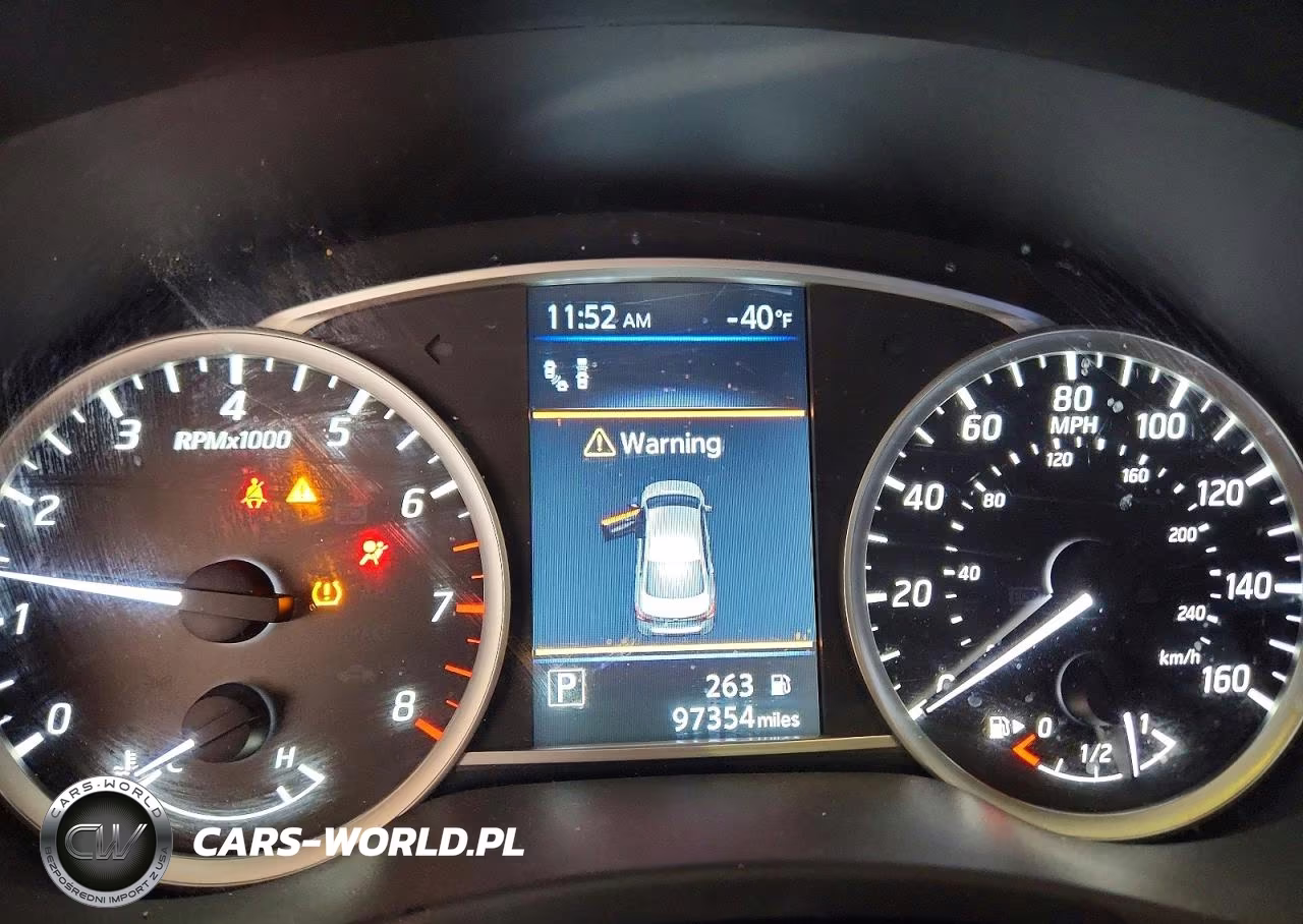 2019 Nissan Sentra Sr VIN:3N1AB7AP8KY216774 - 9