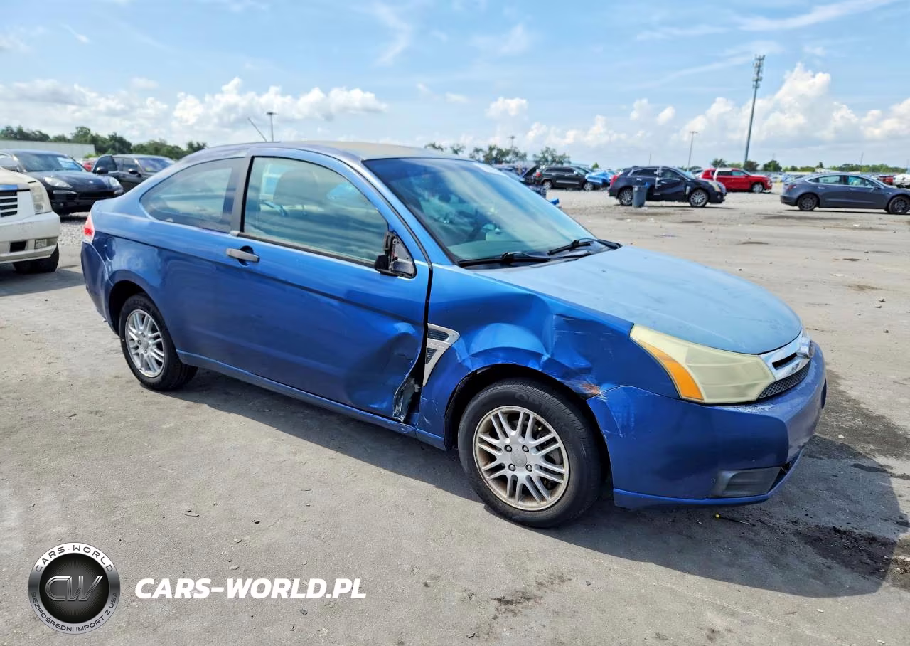 2008 Ford Focus Se VIN:1FAHP33N68W294638 - 4